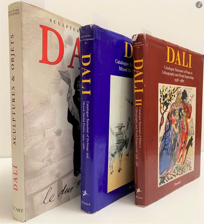 null Ensemble de 3 ouvrages : 

- DALI, catalogue raisonné of etchings and mixed-media...
