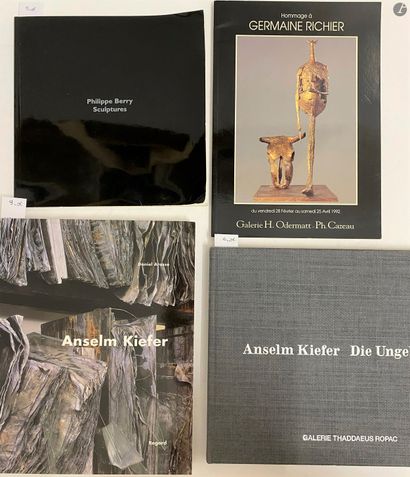 null Ensemble de 9 ouvrages monographiques et catalogues d'exposition :

- Alberto...