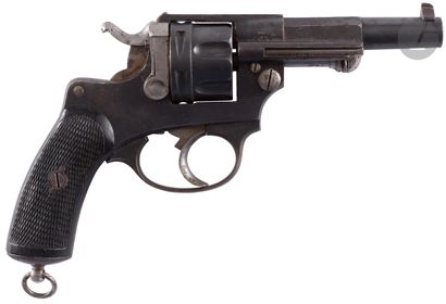 null Revolver of officer system Maquaire type 1874, six shots, gauge 11mm / 73 DA.
Round...