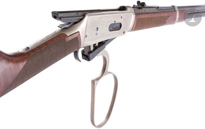 null Carabine Winchester 94 « John Wayne Commémorative », calibre 32-40.
Finition...