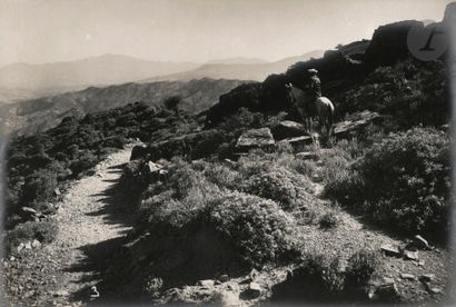 null Photographe non identifié 
Maroc, c. 1900-1910. 
La région Nord-Est d'Ouezzan....