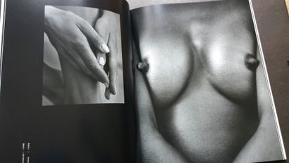 null BITESNICH, ANDREAS H. (1964) [Signed]
Nudes.
Stemmle, Zürich, 1998.
Grand in-4...