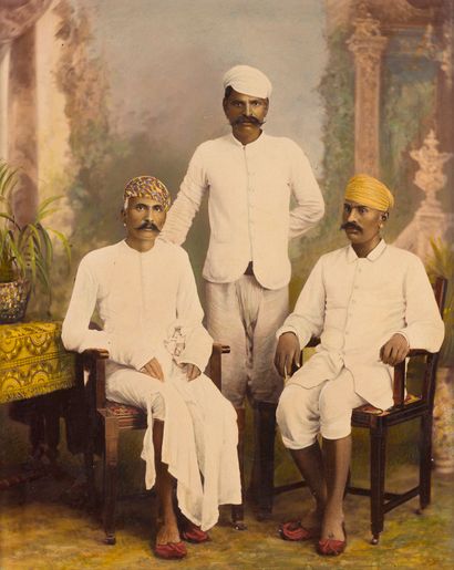 null Triple-portrait, Inde du Nord, fin XIXe siècle
Photographie noir et blanc rehaussée...