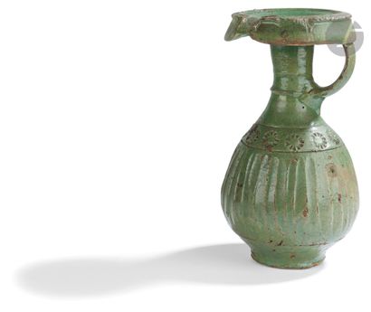 null Jarre à huile ziyata, Maroc, XIXe siècle
En céramique vernissée verte à panse...