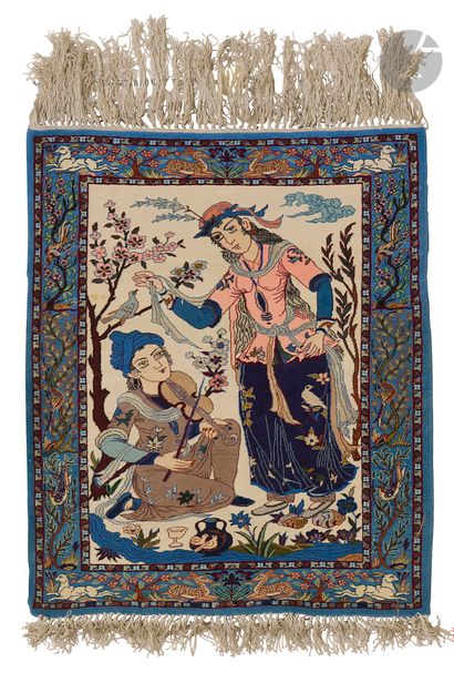null ISPAHAN, XXth century, wool velvet, silk chains
Carpet decorated with a musician...