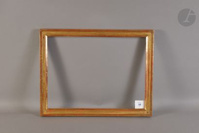 null Baguette en bois mouluré et doré. Fin du XVIIIe siècle. 29,8 x 40,3 cm - Profil...