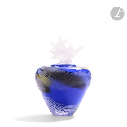 null Régis and Gisèle FIEVET (France, born in 1948 and 1951)
Bottle in blue blown...
