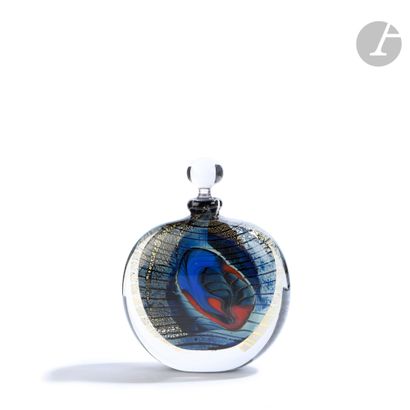 null Éric LAURENT (France, 1959-2018)
Flacon en verre soufflé à décor d’oxydes métalliques...