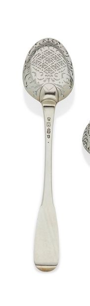 null ANGERS 1740 - 1742
Silver olive spoon, single-flat model. The pattern is articulated...