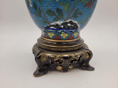 null Copper alloy vase with cloisonné enamel decoration of flowers on a turquoise...
