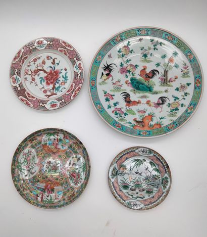 4 assiettes en porcelaine, Chine, XVIIIe...