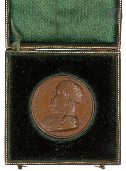 A. Buty 
Napoléon Empereur
Médaillon en bronze.
Avers...