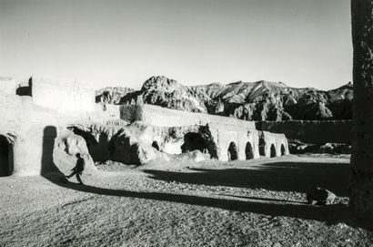 null Ferrante Ferranti (1960)
Caravansérail en ruine de Bamiyan. Afghanistan, 2016.
Épreuve...