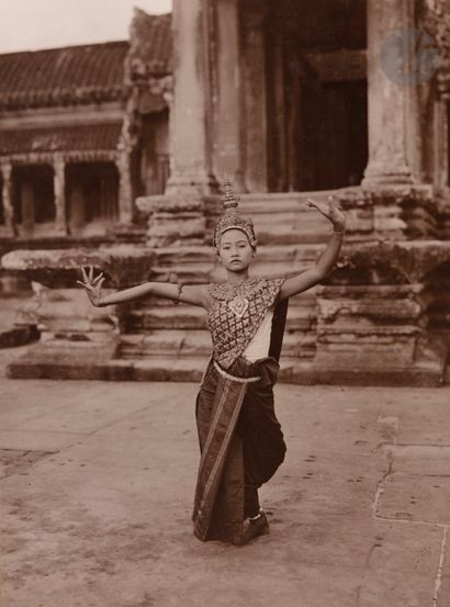 null Léon Busy (1874-1951) et divers
Indochine, c. 1920-1925.
Hanoï. Palais du Gouvernement...