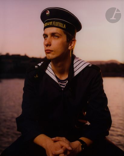 null Andres Serrano (1950) 
The Sailor. Budapest, 1994. 
Cibachrome signé, titré...