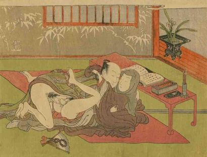 Koryusai (actif dans les années 1760 - 1780) Chuban yoko-e, amants allongés s'étreignant...