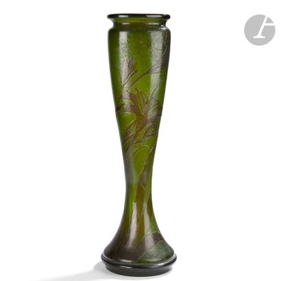 ÉMILE GALLÉ (1846-1904)Lys Spectaculaire vase balustre...
