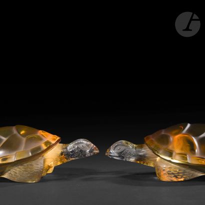 null LALIQUE HOUSE 
Tortue Caroline, the model designed in [2011].
Two decorative...