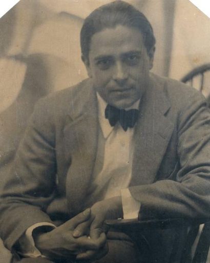 Francis PICABIA c. 1910-1920. Épreuve argentique d'époque. 23 x 18,8 cm. Angles supérieurs...