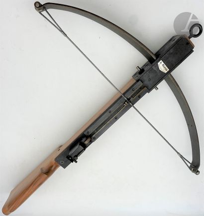 null Shooting crossbow.
Modern Rüegg manufacture.