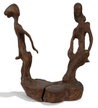 IVTCHENKO (XXe siècle) La Danse Sculpture en bois. Signée sous la base. Hauteur:...
