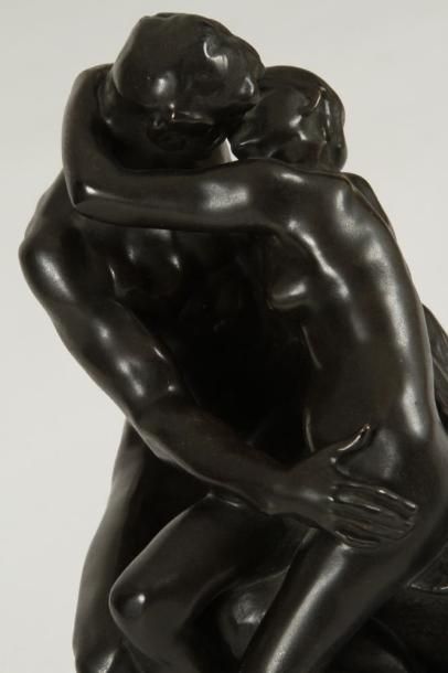 Auguste RODIN (1840-1917) Le Baiser, modèle initialement créé en 1886, 4e réduction,...