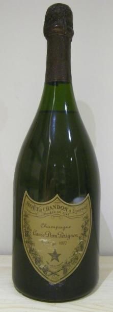 null 1 Bouteille CHAMPAGNE"Dom Pérignon", Moët & Chandon 1970