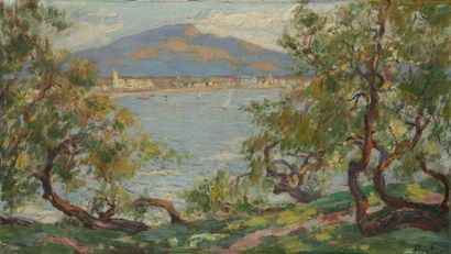 Louis FLOUTIER (1882-1936) La Baie de Saint-Jean-de-Luz et la Rhune. Huile sur panneau....