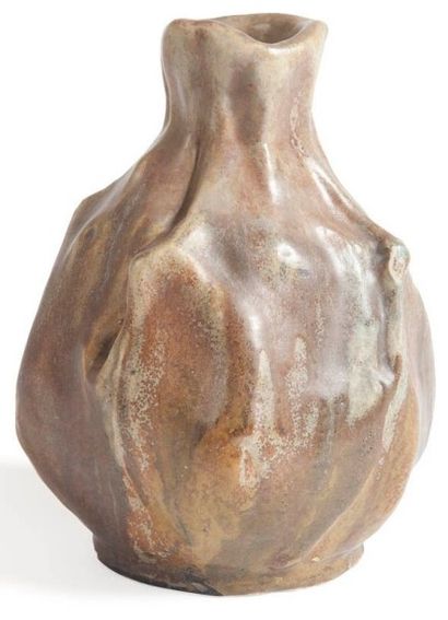 null Nils de BARCK (1863-1930)
Vase naturaliste mouvementé évoquant la forme d’une...