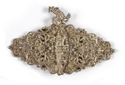 null Boucle de ceinture en argent doré, Aurès, XIXe siècle à décor ajouré d?arabesques...