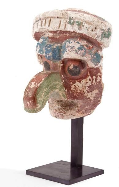null Tête du dieu Chac. Stuc polychrome. Culture Maya, Mexique 450 - 750 ap. J.-C....