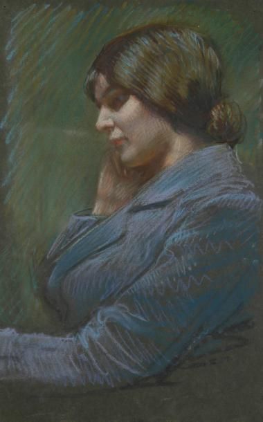 Henri GIRAULT DE NOLHAC (1884-1948) Femme de profil Pastel. Non signé. 46 x 29,5...