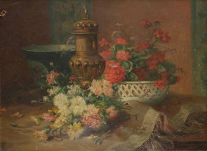 Eugène-Henri Cauchois (1850-1911) Table garnie Huile sur toile. Signée en bas à droite....