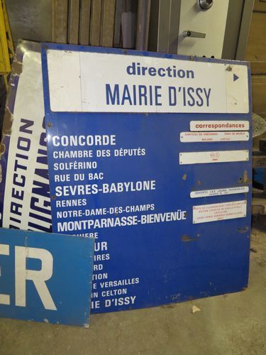null 6 plaques métro en tôle (Froissart, Kléber, Direction Clignancourt, Direction...