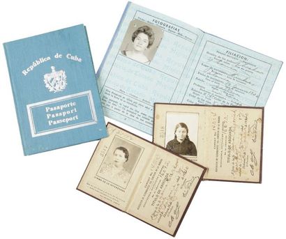 null [CUBA - ÉMIGRATION JUIVE] Deux passeports et deux cartes d'identités d'immigrantes...
