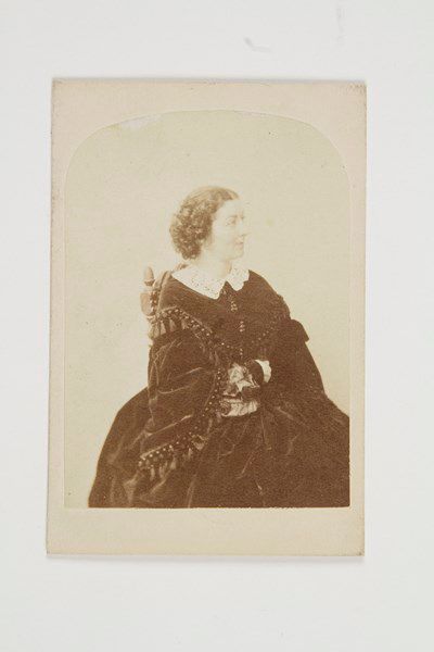 null Maria Dolores Eliza Gilbert, dite Lola MONTEZ (1818-1861) danseuse, aventurière...