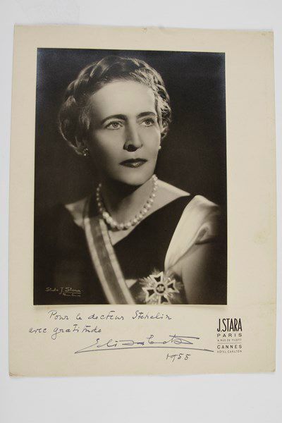ÉLISABETH DE GRÈCE (1894-1956) Reine de Grèce;...