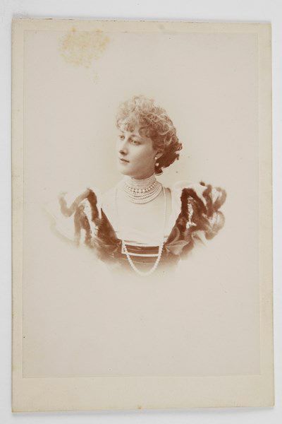 null Anne-Marie Chassaigne, dite Liane de POUGY (1873-1950) danseuse et célèbre demi-mondaine...