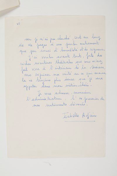 null Isabelle ADJANI (née en 1955) actrice.Lettre autographe signée «Isabelle Adjani»,...