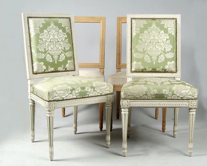 maison JANSEN PARIS Suite de quatre chaises à dossier rectangulaire à la reine en...