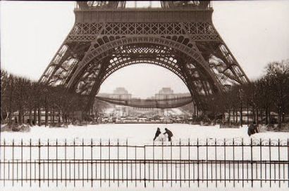 Les enfants de la Tour Eiffel, 1986. Tirage...