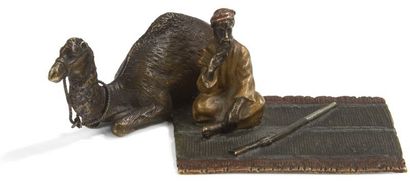 null Chamelier et son chameau, Autriche, fin XIXe siècle 
Bronze peint en polychromie,...