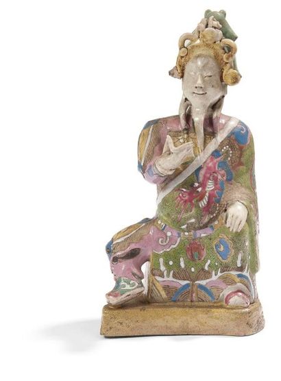 CHINE - Epoque JIAQING (1796 - 1820) 
Statuette de dignitaire en porcelaine émaillée...