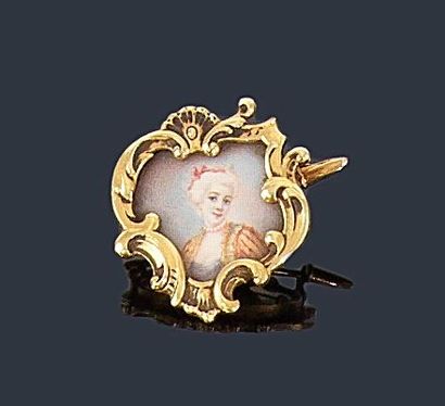 null Broche en or jaune 18K (750 ?), ornée d'une miniature sur ivoire représentant...
