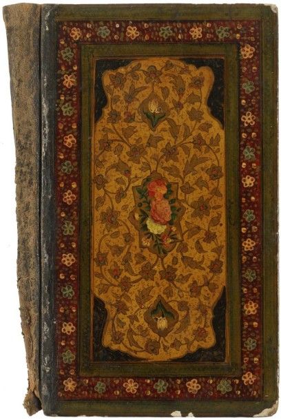 null Deux plats de reliure laqués, Iran, fin XIXe siècle
Papier mâché peint en polychromie...