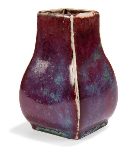 Pierre-Adrien DALPAYRAT (1844-1910) 

Vase dans le goût de l'Asie.
Épreuve en grès...