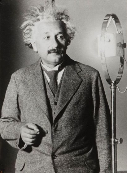 [PHOTOGRAPHIE] Portrait d’Albert EINSTEIN, vers 1950. Tirage argentique d’époque...