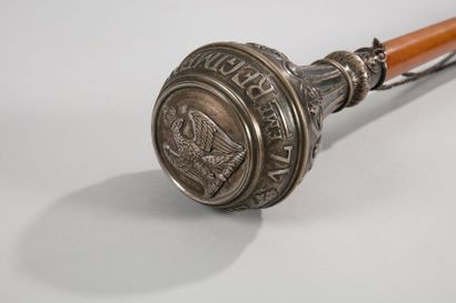 null Canne de Tambour-major du «14ème régiment d'Infanterie».
Pommeau en bronze argenté...