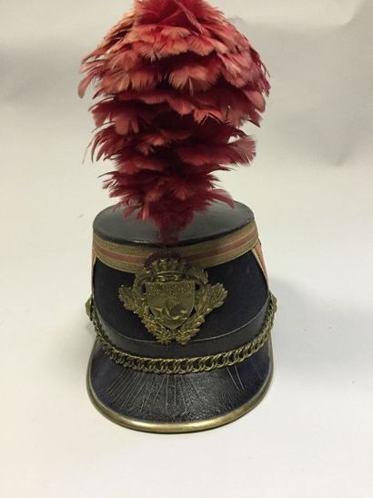 null Shako de sous-officier de la Garde républicaine modèle 1933. Avec son plume...