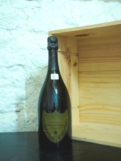 null 1 Bouteille, CHAMPAGNE DOM PÉRIGNON Moët & Chandon, 1985, (accrocs légers).